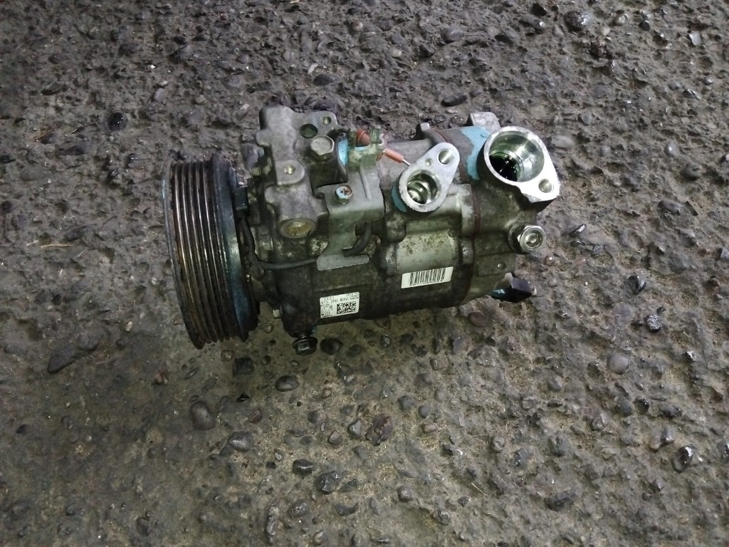 Compresor ac Audi A4 B8 2.0 d An 2011 Cod 8T0260805E