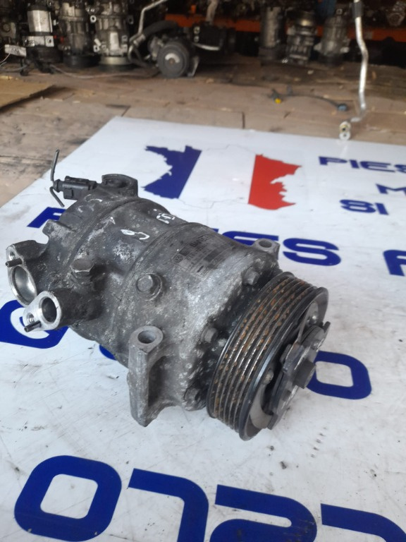 Compresor AC avand codul 1K0820859Q pentru VW EOS