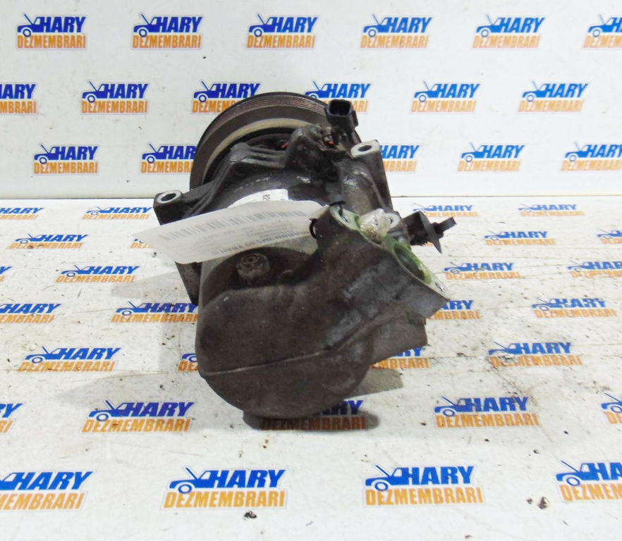 Compresor AC avand codul - 8201025121 - pentru Dacia Duster din 2012