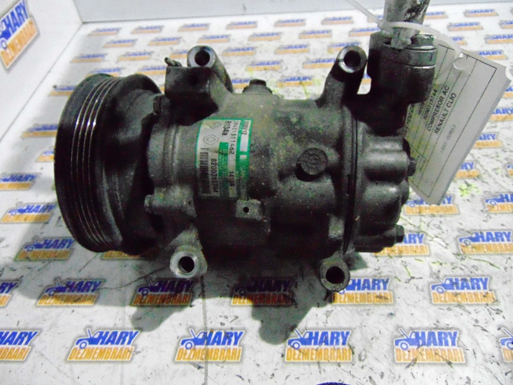 Compresor Ac avand codul original 820031