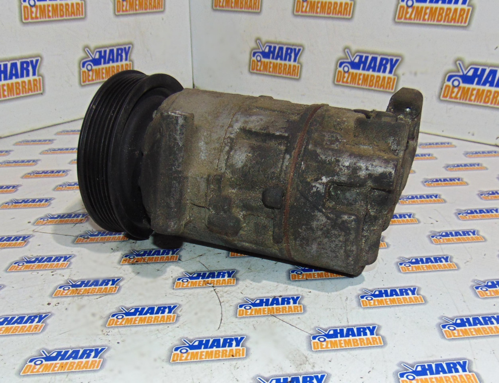 Compresor AC avand codul original -820093986- pentru Renault Megane 3 2009.