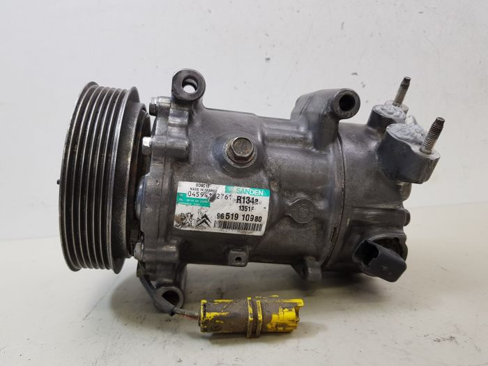 Compresor AC Citroen C4 2005 1.6 Benzina Cod Motor NFU 109CP/80KW