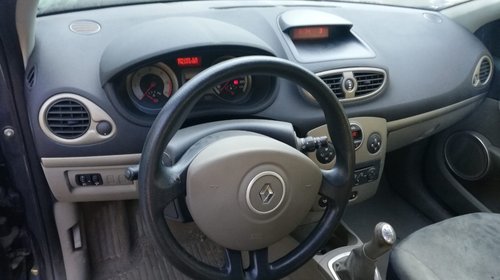 Compresor AC clima Renault Clio 2006 hatchback 1.5 dCi