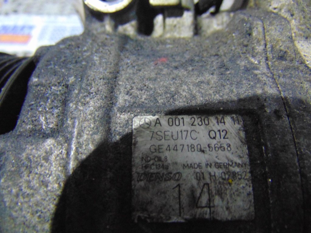 Compresor AC cu codul A0012301411 pentru