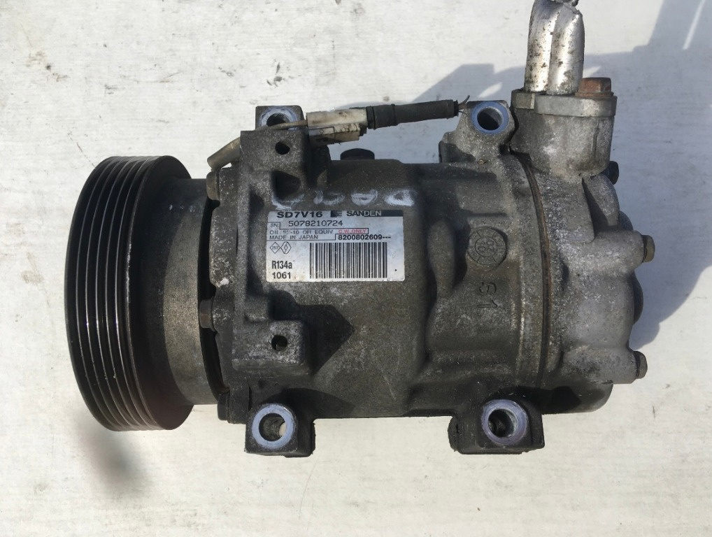 Compresor AC Dacia Duster 1.5 dci 2004-2