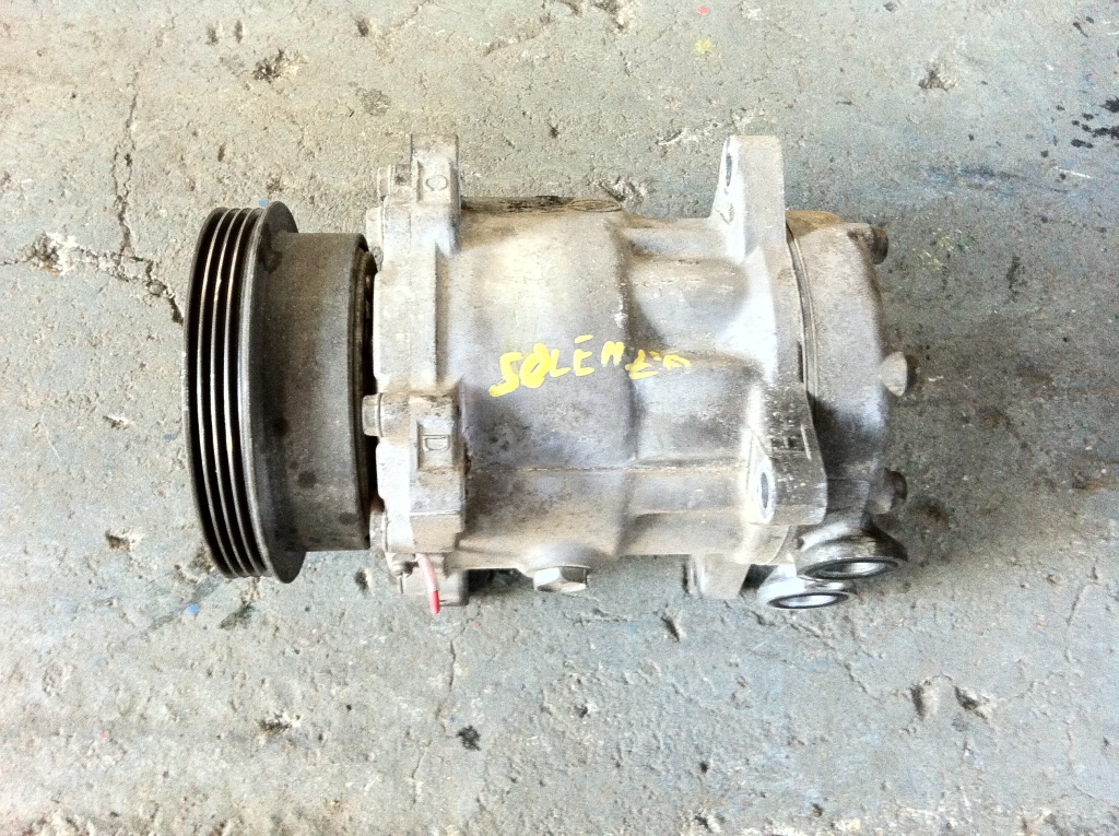 Compresor ac Dacia Solenza 1.4 mpi 2005 