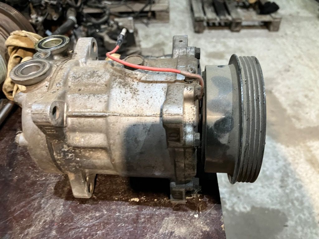 Compresor ac Dacia Solenza Logan 1.4 mpi