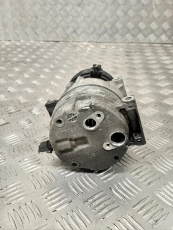 Compresor AC F9Q 1.9 dci an fab 2002-201