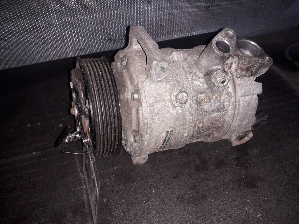 Compresor AC Passat B7 combi 2.0 CFFB, 1