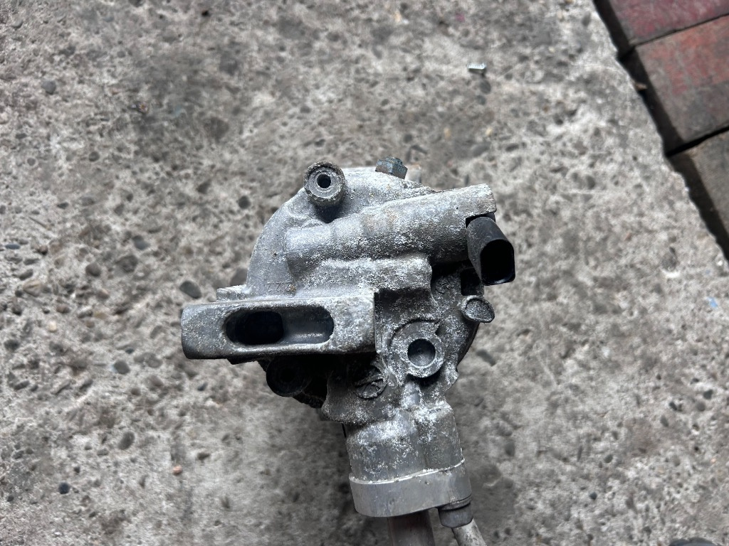 Compresor ac Passat b8 2.0 d dfg