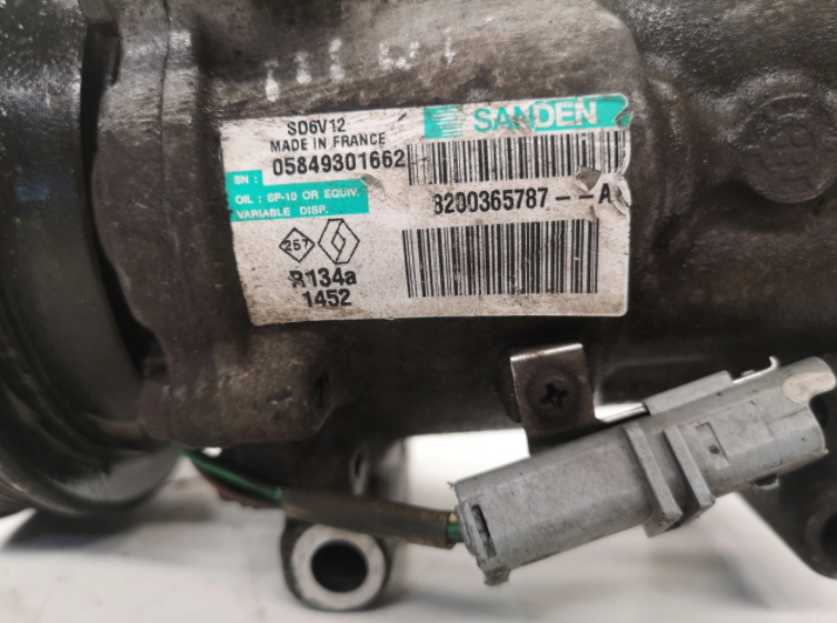 COMPRESOR AC REUNAULT 1.5 DCI COD COMPRESOR AC DIN DEZMEMBRARI RENAULT 8200365787