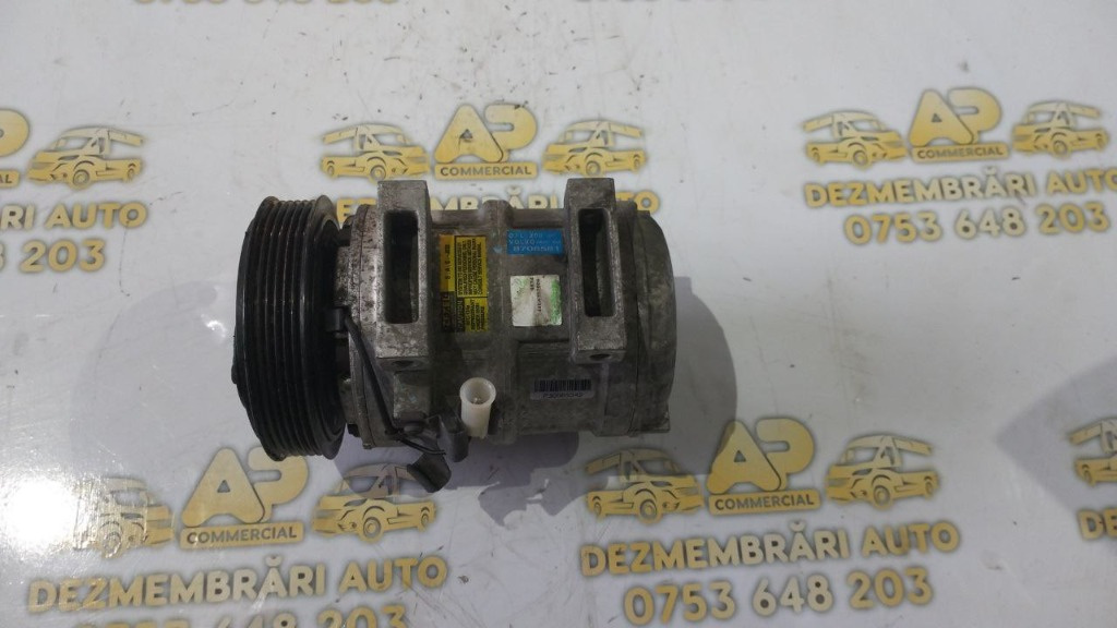 Compresor AC VOLVO V70 II (SW) 2.4 T5 260 CP cod: 8708581