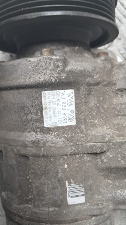 Compresor AC VW CRAFTER cod 1K0820859T