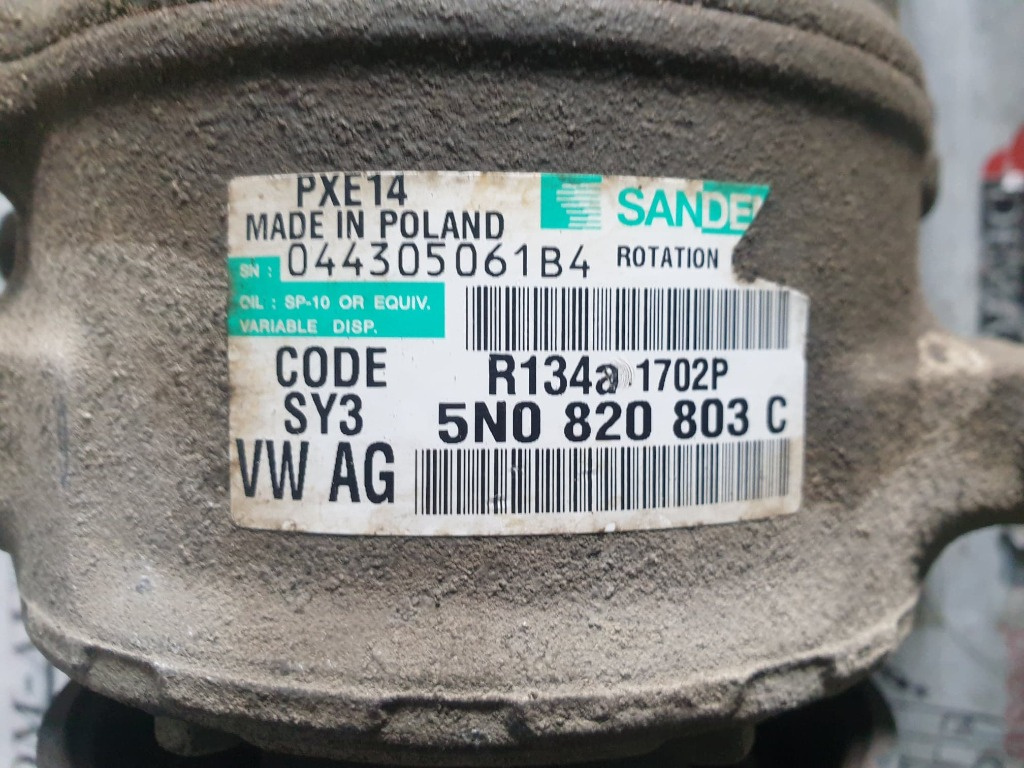 Compresor AC VW Jetta Mk6 2.0 TSI 211cp 