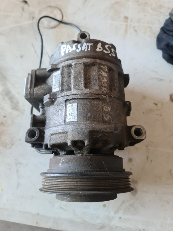 Compresor AC VW Passat 1.9 TDI B5.5 an 2