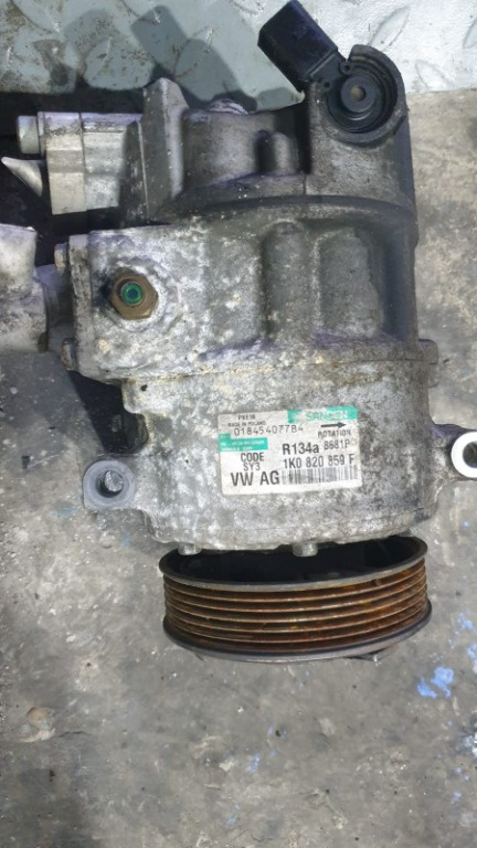Compresor ac Vw Passat B6 2.0 Tdi BKP Cod 1k0820859f