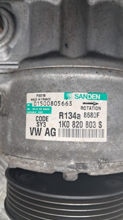 Compresor AC VW Passat B7 2.0 TDI cod mo