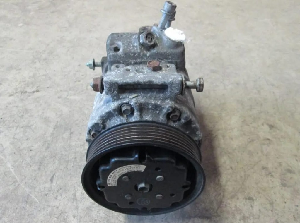 Compresor BKP Vw Passat 1.9 tdi oem cod 