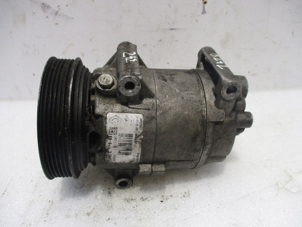 Compresor Clima 1.5 dci cod 8200470242 fab 2007 pentru Dacia Duster / Lodgy / Sandero 1.5 diesel