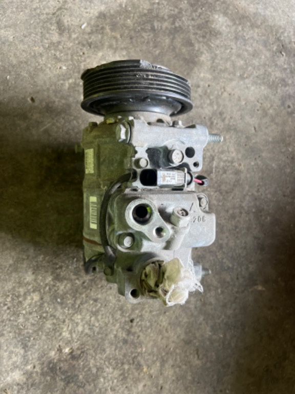 Compresor Clima AC 4H0260805E Audi A4 B8