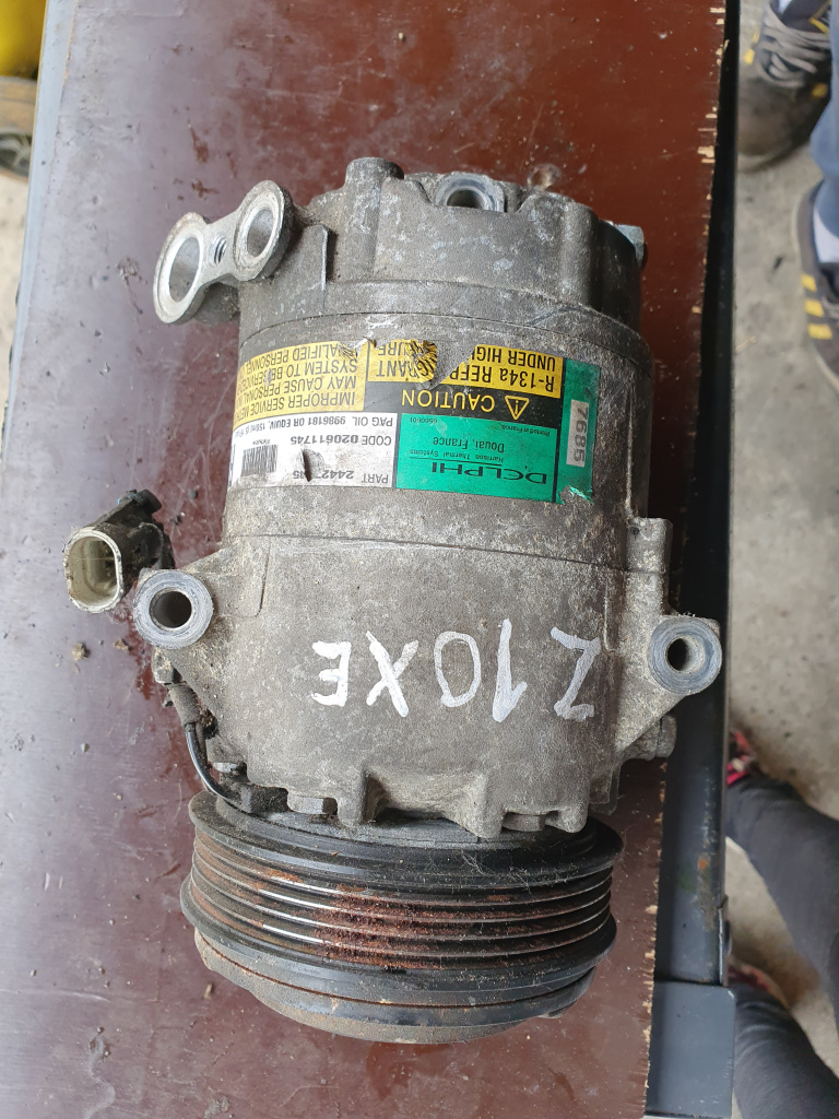 Compresor clima/ac Opel Corsa C 1.0 Z10XEp cod 24427685