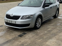 Compresor clima ac Skoda Octavia 3 1.6 TDI CLH 5Q0820803C