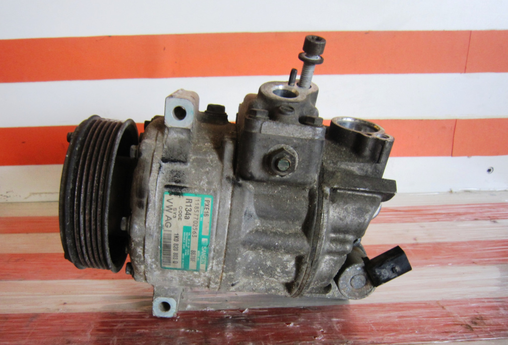 Compresor clima Audi A3 cod: 1k0820803