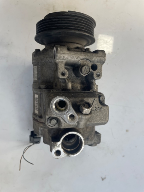 Compresor clima Audi A4 B8 2.0 tdi Cod 8K0 260 805L