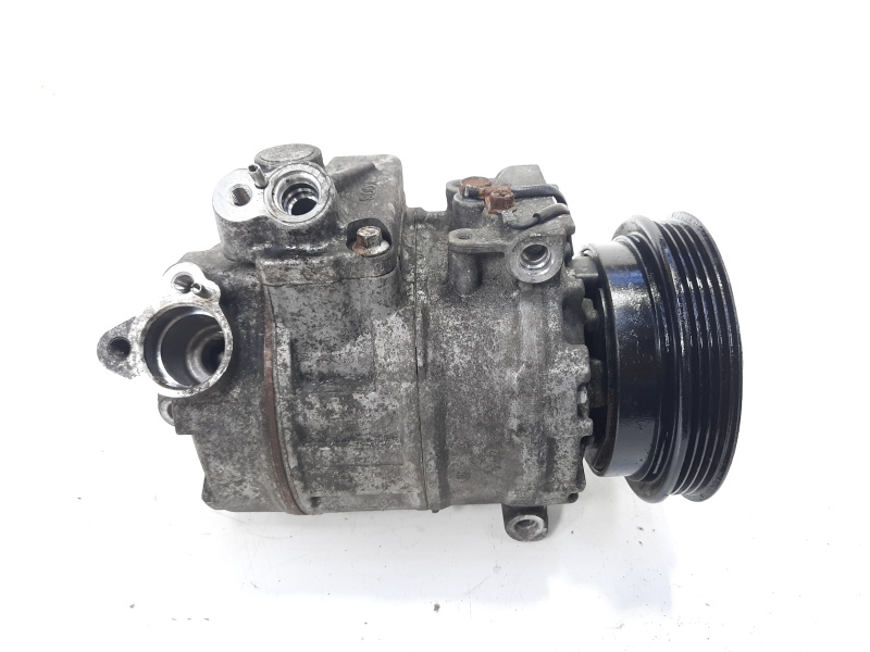Compresor clima, cod 8D0260808, Audi A4 (8E2, B6) 1.9 tdi, AWX (pr:110747)