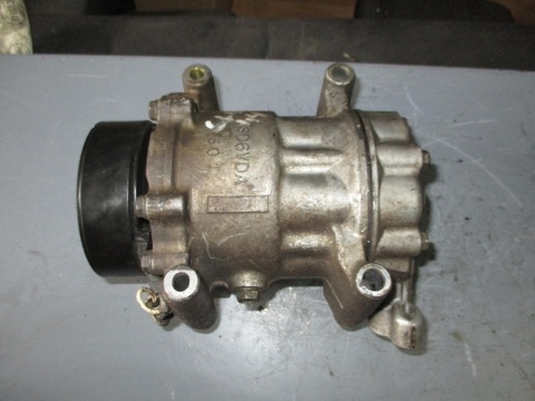 Compresor clima cod8200716562 - Renault 