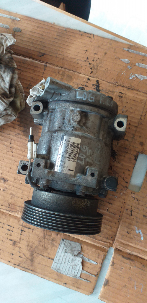 Compresor clima Dacia Logan ,Duster 1.6 16V cod produs:8200526884--A