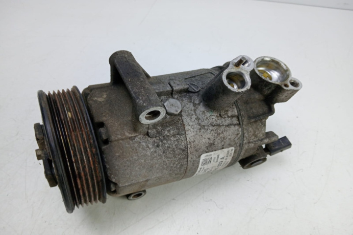 Compresor clima Delphi 5K0820803A Audi A4 B8/8K [2007 - 2011]