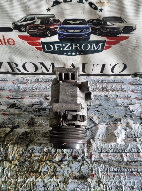 Compresor clima Mazda CX-5 I 2.2 D AWD 175cp cod piesa : F500-AUCAA-02