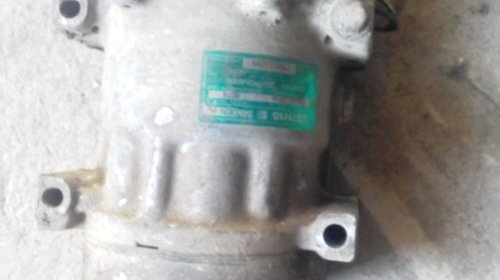 Compresor clima Renault 1.9 DTI ,cod 77001112