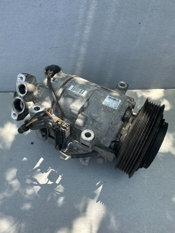 Compresor clima Renault Megane 2 1.5 DCI cod 926008209r an 2009 - 2016