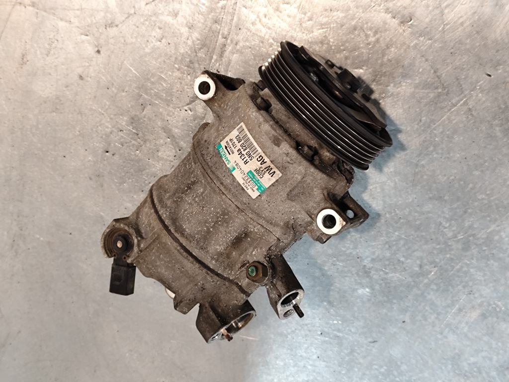 Compresor Clima VW Passat CC 2.0 TDI cod: 5N0820803 model 2010