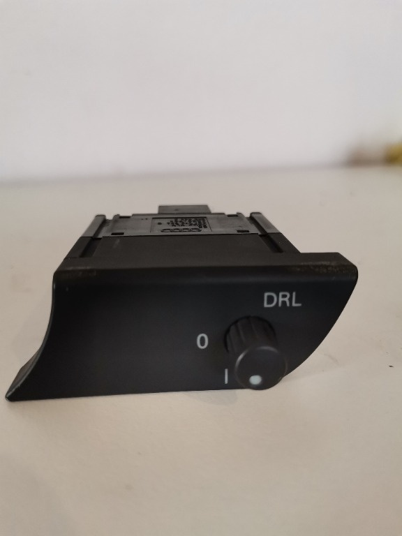 Comutator lumini Audi a4 b6 b7 cod 8E1919094