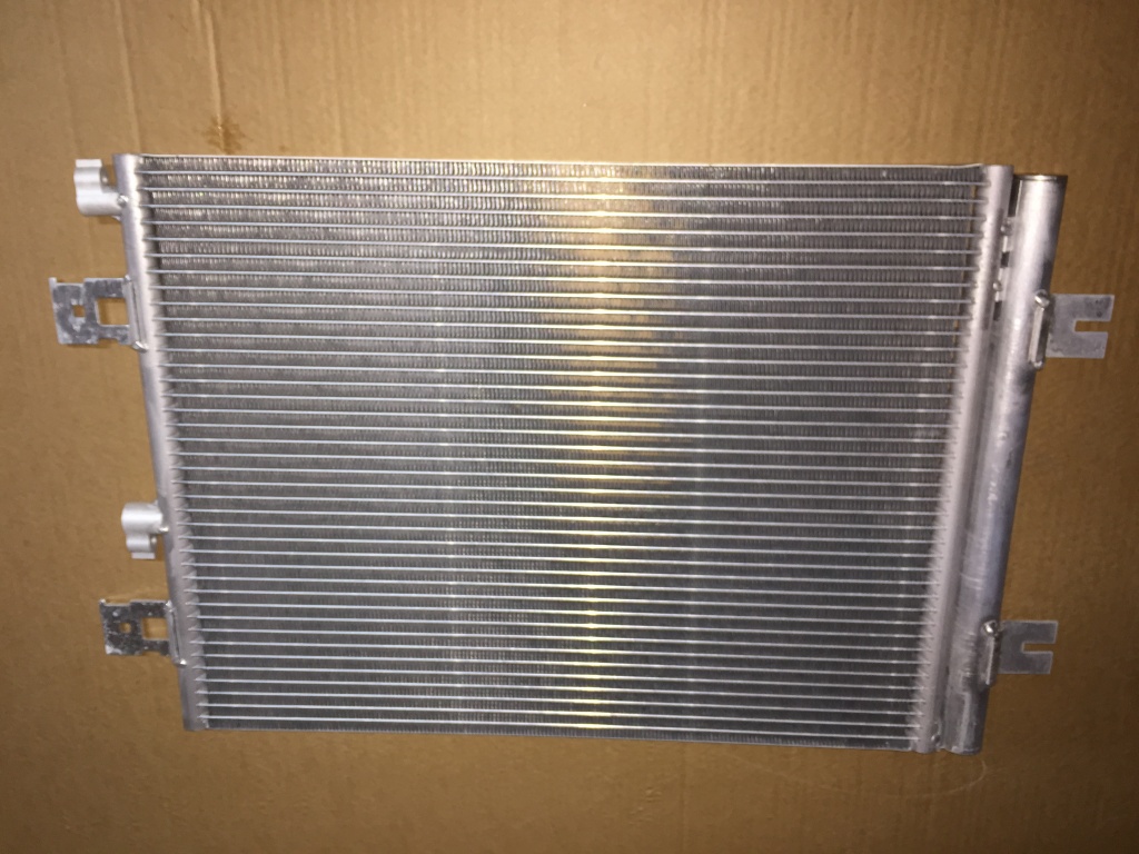 Condensator Radiator clima AC Logan Facelift MPI 1,4 / 1,6 BK51002 nou model 2008 - 2013.