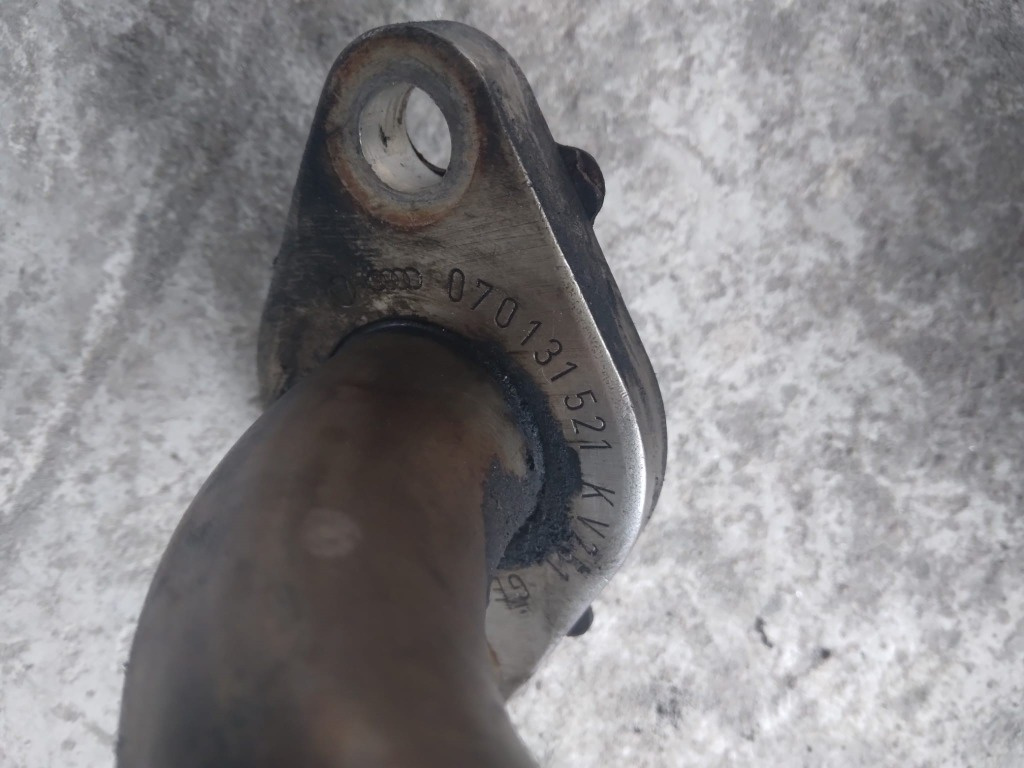 Conducta Egr : Vw Touareg 7L 2.5 Cod motor BAC / Cod piesa : 070 131 521