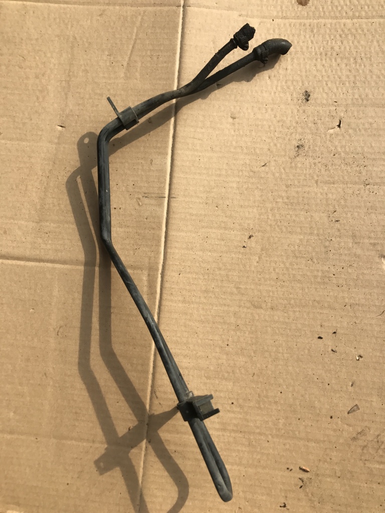 Conducta răcire servo audi a4 b6 cod8e0422885