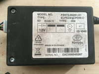 Conector adaptor IPOD Toyota Yaris cod: pz473 00261 01
