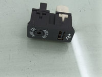 Conector auxiliar USB BMW SERIA 3 F30 2.0 D N47D20C 2012-2018 9229246 DezP: 16426