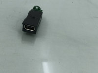 Conector auxiliar USB Skoda Octavia 3 CRMB 2.0 TDI 2012-2017 5Q0035726E DezP: 20903