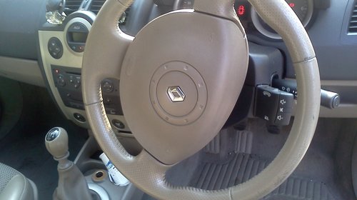 Consola afisaj radio cd Renault Megane 2