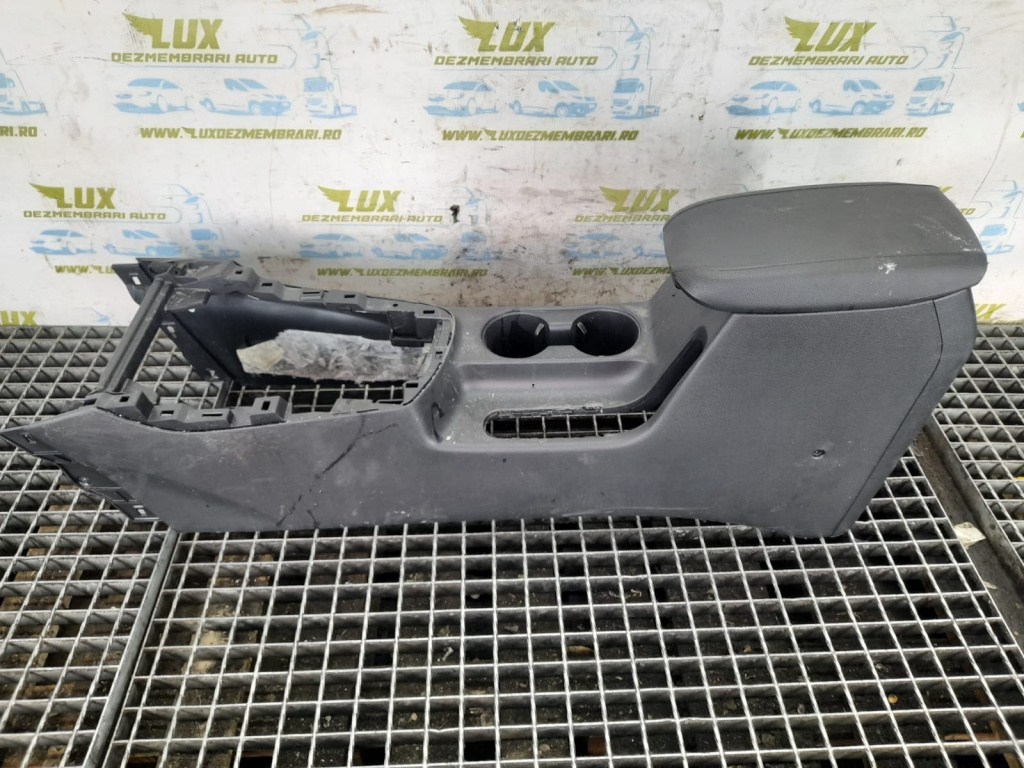 Console Centrale (planche De Bord) D'occasion Pour Kia Ceed Sportswagon CDF 2022 - Réf. 84675J7000