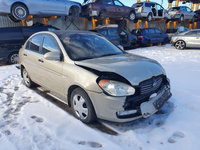 Consola centrala Hyundai Accent 2007 berlina 1.5 d