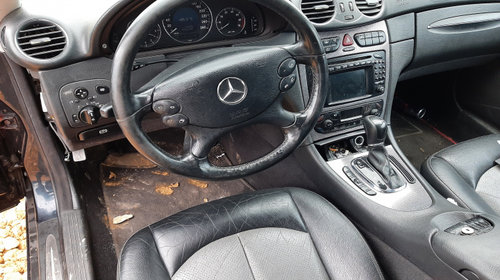 Consola centrala Mercedes-Benz CLK-Class C209 [2002 - 2005] Coupe-Hardtop