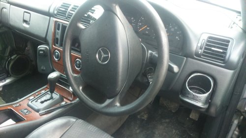 Consola centrala Mercedes M-CLASS W163 2004 SUV 2.7 cdi