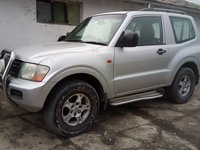 Consola centrala Mitsubishi Pajero 2003 4X4 3.2 Diesel