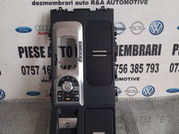 Consola Centrala Suport Pahare Buton Selector Joystick Mod Condus Land Rover Range Rover Vogue L322 An 2005-2006-2007-2008-2009-2010-2011 Volan Stanga 3.6 TDV8 Motor 368DT Dezmembrez Land Rover Range Rover Vogue 3.6 Tdv8 Motor 368DT An 2005-2006-2007